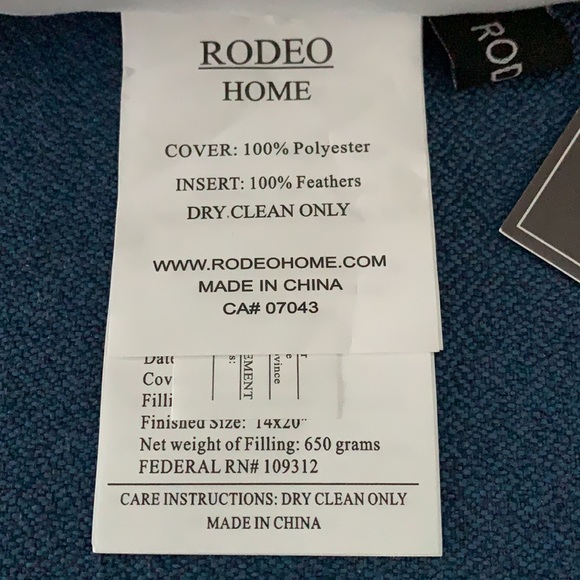 Embroidery Merry Christmas Velvet Decorative Pillow - Picture 7 of 10